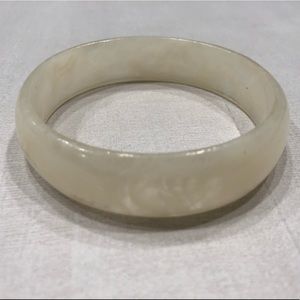 Clear white marbled vintage retro antique bangle